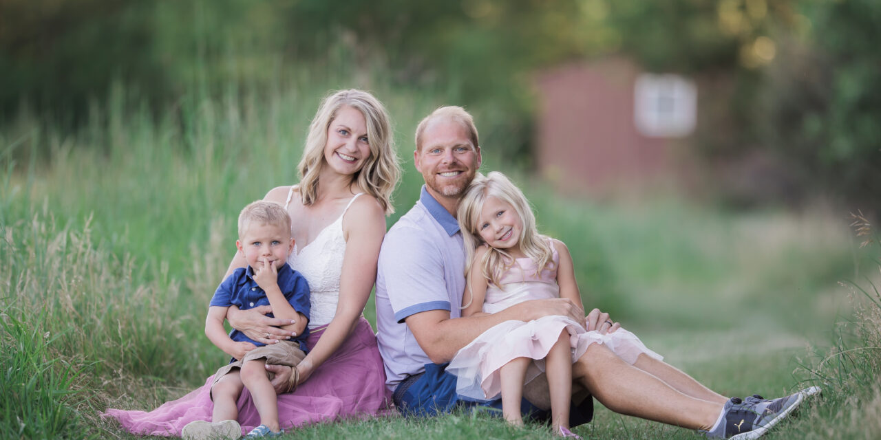 Why You Should Take Your Family Photos in the Summer