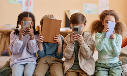 Tech-Savvy Parenting: Essential Tips for Today’s Students 
