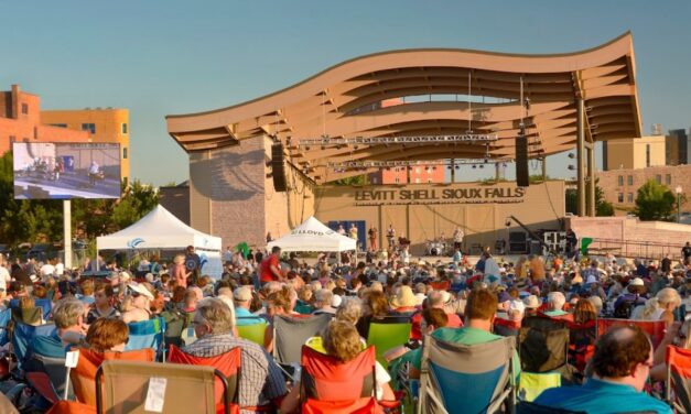 Levitt at the Falls – Kelly Jackson