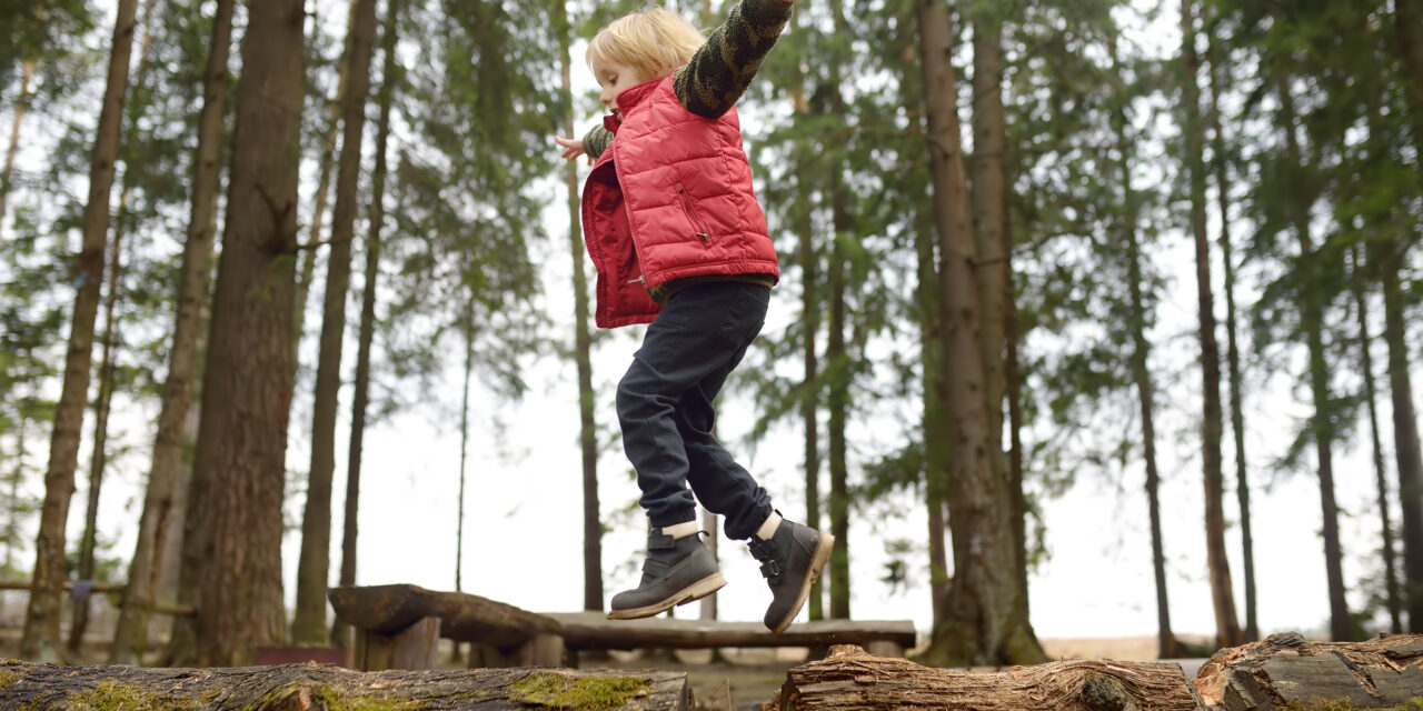 8 Things to Do on a Spring Nature Walk