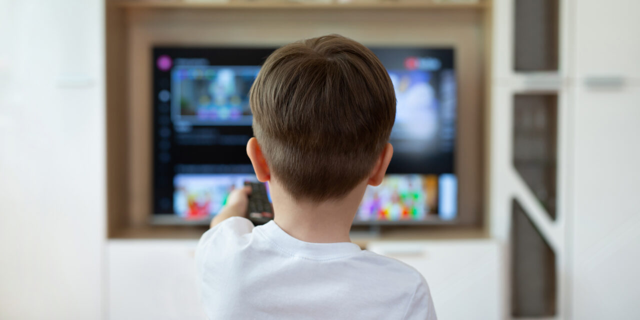 How Much Screen Time Are Kids Really Getting? Let’s Look at the Stats
